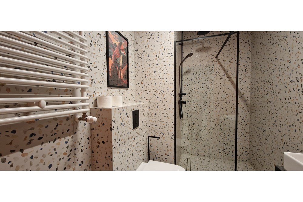 Nieruchomość inwestycyjna - Sprzedaż - Żywiec, Polska - 20250925_150308 (1).jpg - 470131058-376