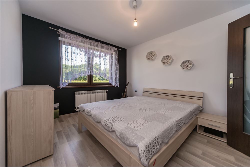 Dom wolnostojący - Sprzedaż - Rajsko, Polska - 31 - 800061076-429