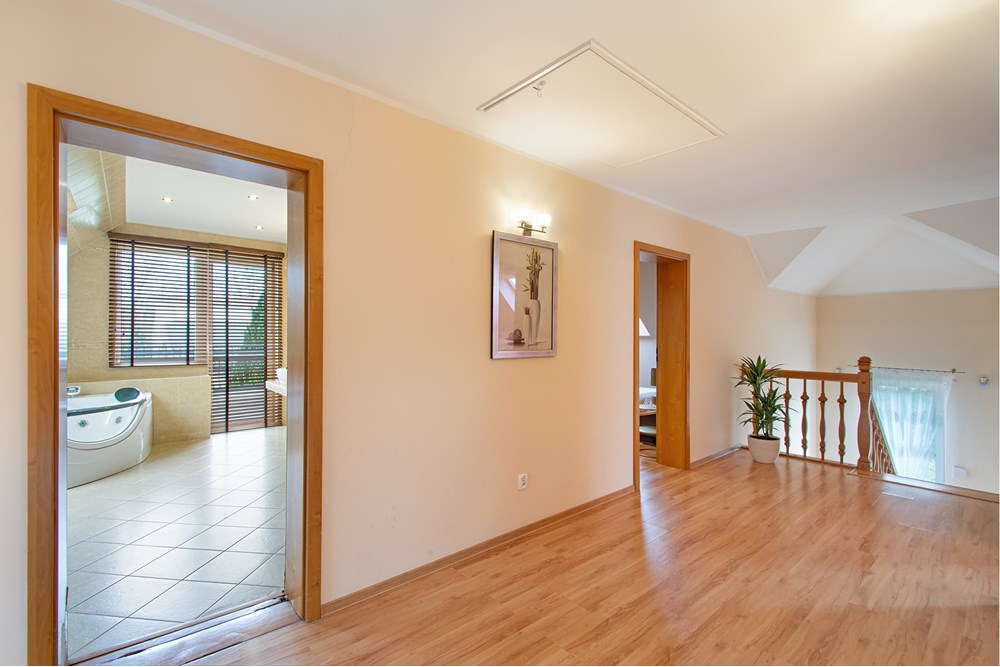 Dom wolnostojący - Sprzedaż - Kołobrzeg, Polska - DSC_0089.jpg - 790221005-45