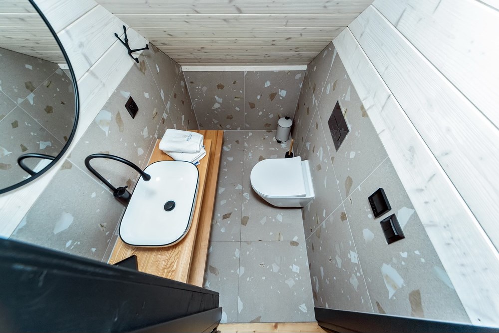 Biznes - Sprzedaż - Istebna, Polska - MIODM_025M.jpg - 800061093-116