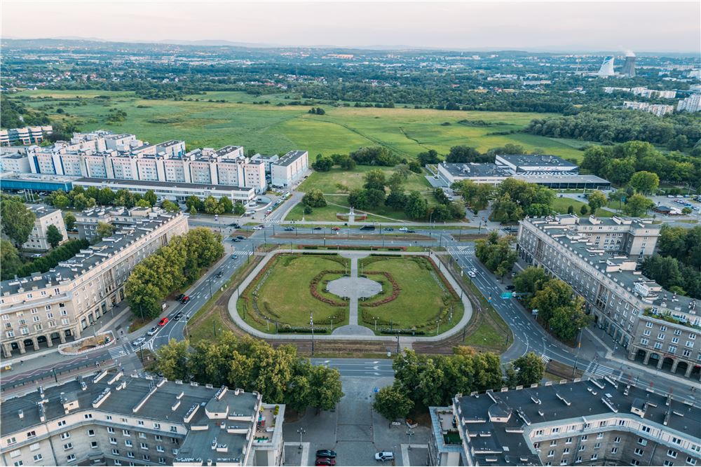 Lokal handlowy/usługowy - Sprzedaż - Kraków, Polska - 33 - 800241005-209