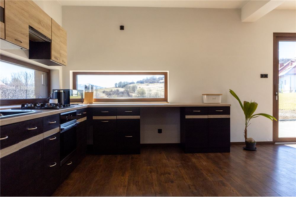 Dom wolnostojący - Sprzedaż - Radziechowy, Polska - 15 - 800061039-513