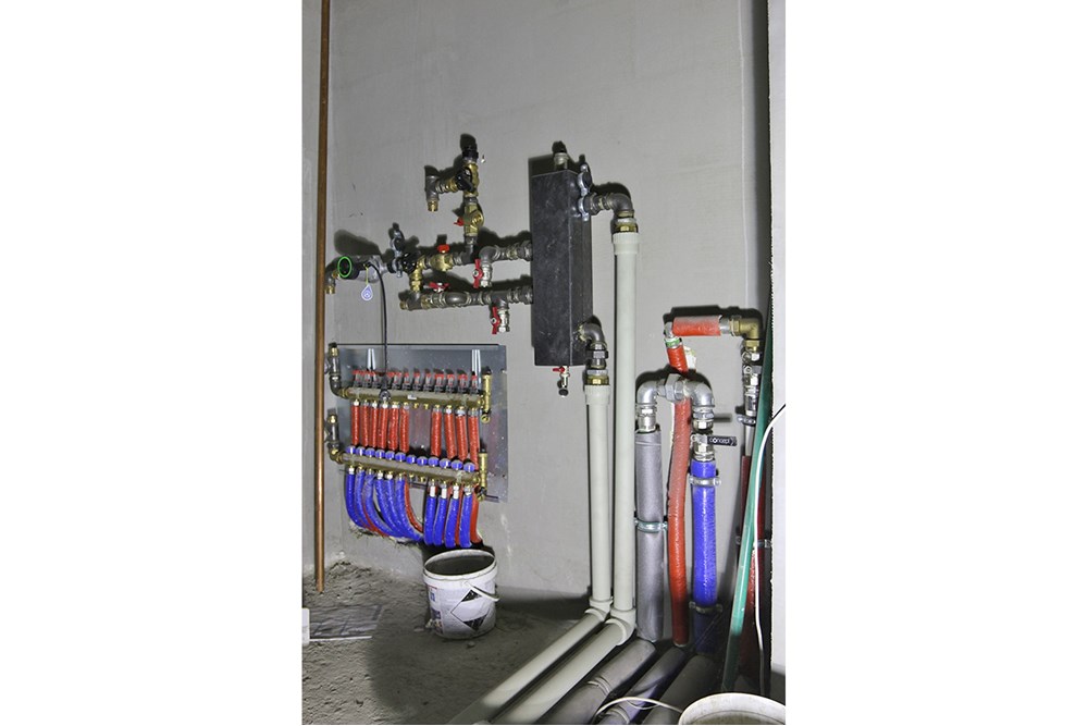 Nieruchomość przemysłowa - Sprzedaż - Bytom, Polska - Bytom Budynek i działka (16).JPG - 800041074-12