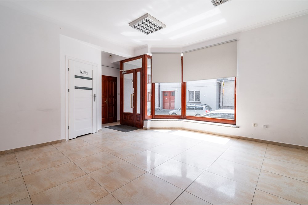 Lokal handlowy/usługowy - Wynajem - Nowy Targ, Polska - Z6I_8912-HDR.jpg - 800091009-301