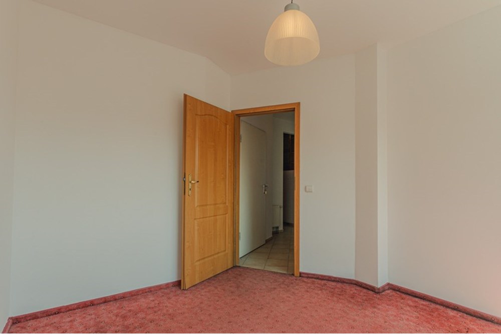 Mieszkanie - Sprzedaż - Bielsko-Biała, Polska - 12.JPG - 470131023-216