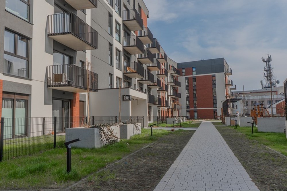 Mieszkanie - Sprzedaż - Bielsko-Biała, Polska - 12.JPG - 470131026-157