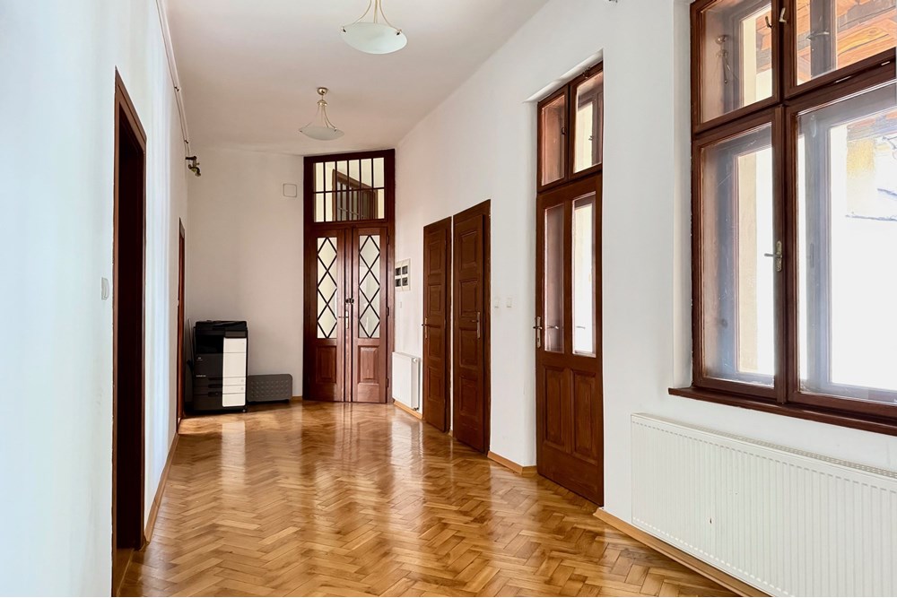 Lokal handlowy/usługowy - Wynajem - Bielsko-Biała, Polska - 9.jpeg - 470131094-20