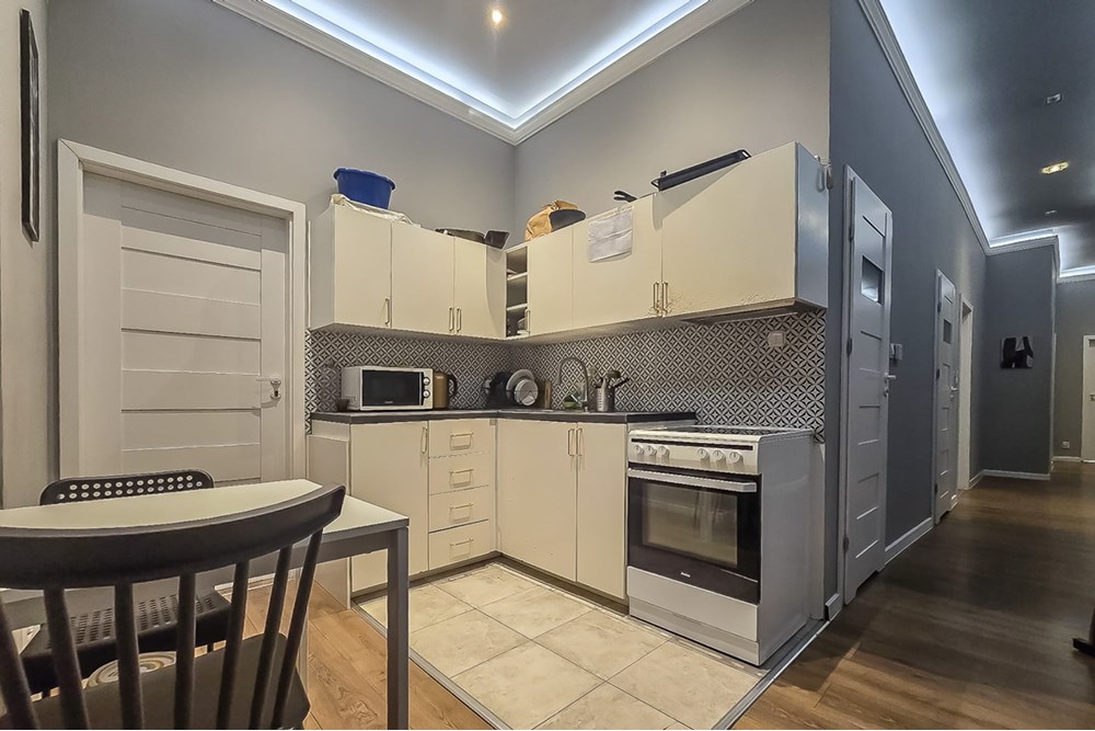 Mieszkanie - Sprzedaż - Łódź, Polska - Mieszkanie-na-sprzedaz-Lodz-Srodmiesice-6.jpg - 470191039-139