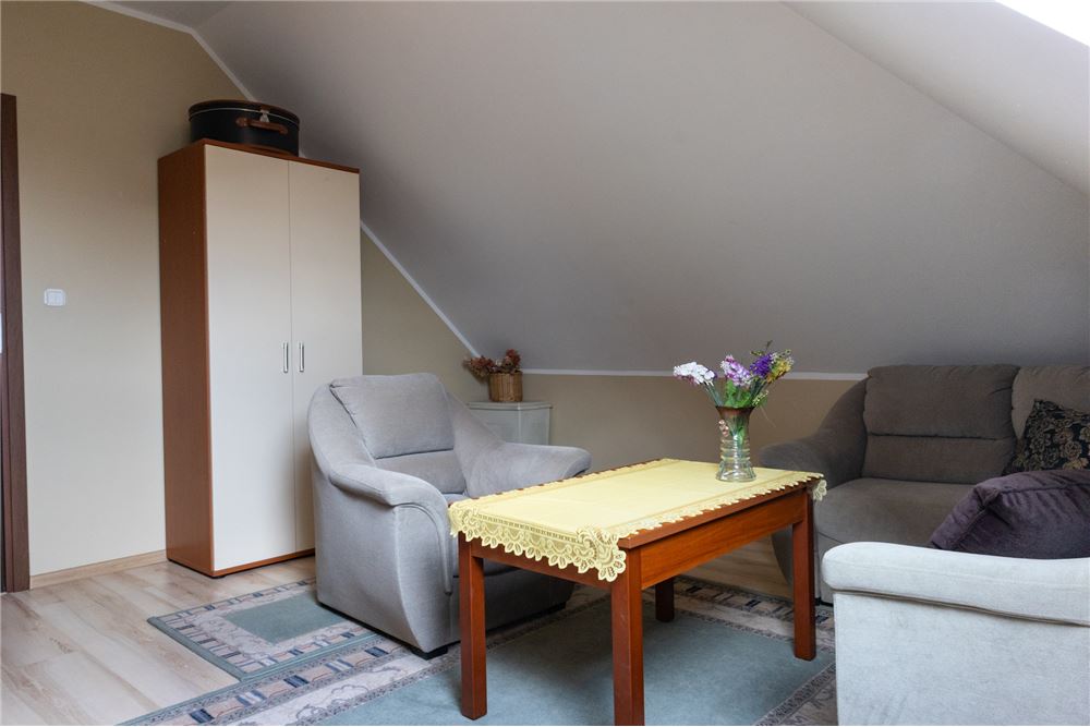 Dom wolnostojący - Sprzedaż - Bielsko-Biała, Polska - 28 - 800061090-231