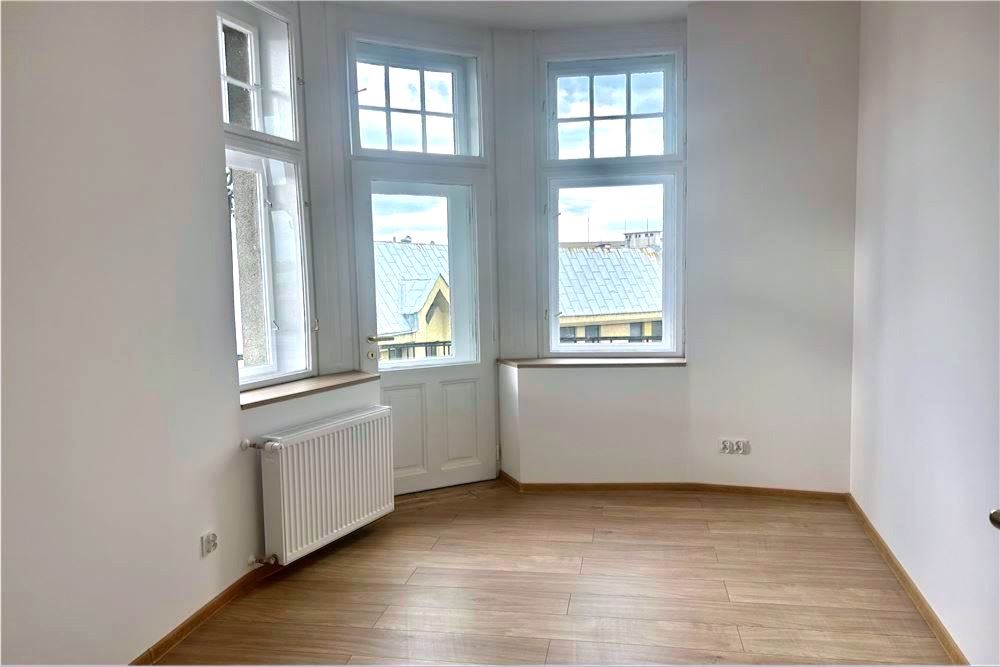 Kamienica - Wynajem - Bielsko-Biała, Polska - 4 - 800061090-236