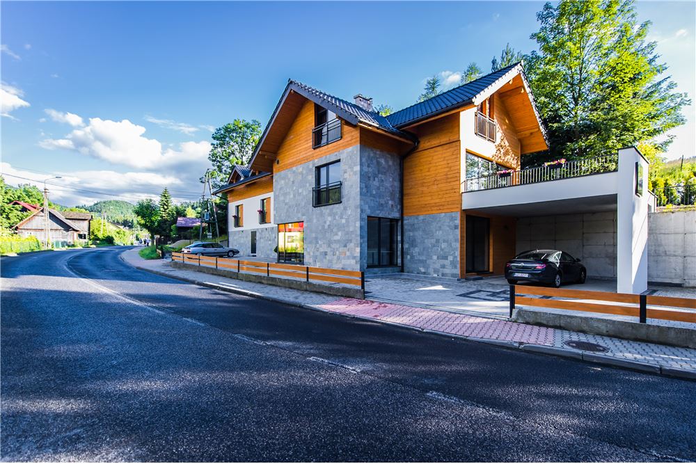 Nieruchomość inwestycyjna - Sprzedaż - Korbielów, Polska - 2 - 800061076-395