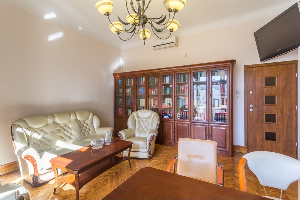 Biuro - Sprzedaż - Łódź, Polska - Lokal-na-sprzedaz-Lodz-17.jpg - 470191060-1