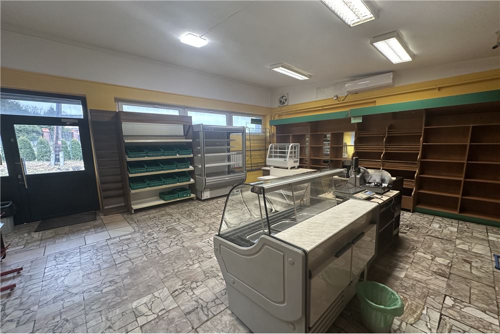 Lokal handlowy/usługowy - Wynajem - Bielsko-Biała, Polska - 29 - 800061103-137