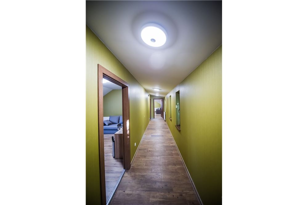 Dom wolnostojący - Sprzedaż - Korbielów, Polska - 112 - 800061076-401