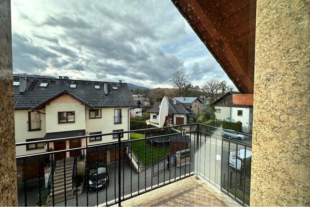 Mieszkanie dwupoziomowe - Sprzedaż - Bielsko-Biała, Polska - IMG_0546.jpeg - 800061098-188