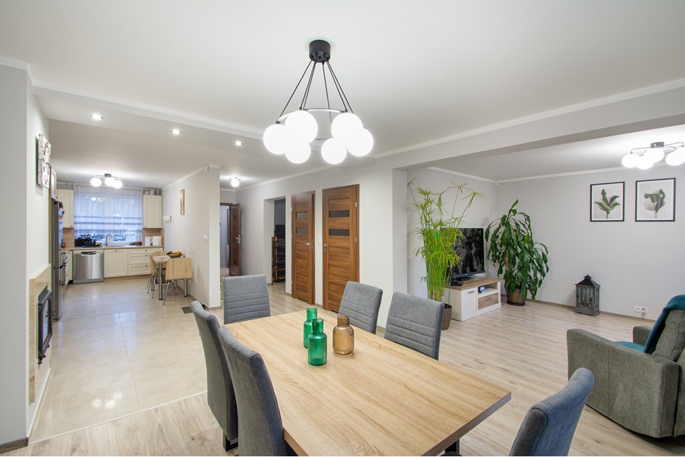 Dom w zabudowie szeregowej - Sprzedaż - Kołobrzeg, Polska - DSC_0033.jpg - 790221018-7