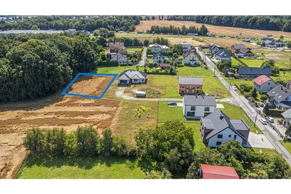 Działka budowlana - Sprzedaż - Bielsko-Biała, Polska - 1.JPG - 470131102-39