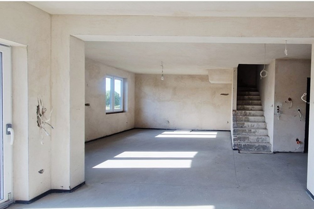 Dom wolnostojący - Sprzedaż - Cieszyn, Polska - 20250825_164423(1).jpg - 470131058-371