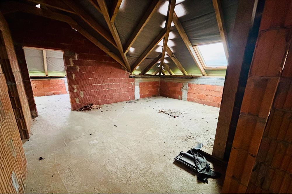 Dom wolnostojący - Sprzedaż - Dąbrowa Górnicza, Polska - 12 - 800161013-37