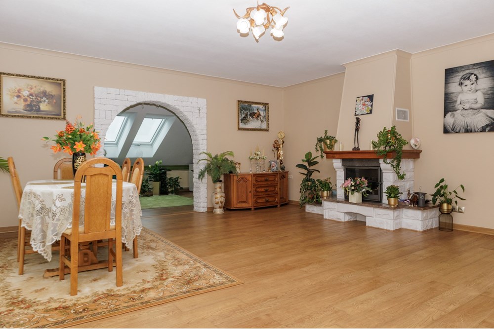 Budynek - Sprzedaż - Czechowice-Dziedzice, Polska - IMG_1387.jpg - 800061103-190