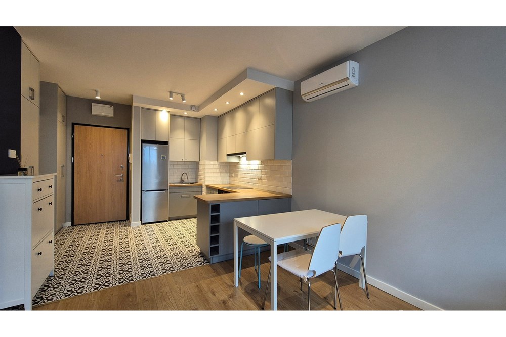 Mieszkanie - Wynajem - Warszawa, Polska - 14_20251126_100838.jpg - 810051053-4