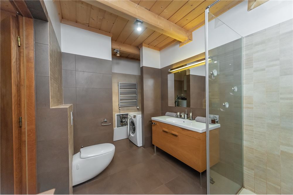 Dom wolnostojący - Sprzedaż - Rycerka Górna, Polska - 42 - 800061076-405