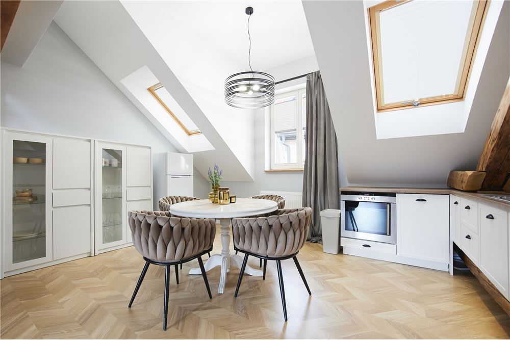 Mieszkanie - Sprzedaż - Bielsko-Biała, Polska - 1 - 800061076-418