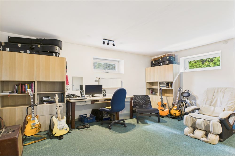 Dom wolnostojący - Sprzedaż - Łódź, Polska - Pokój gier - 470291004-251