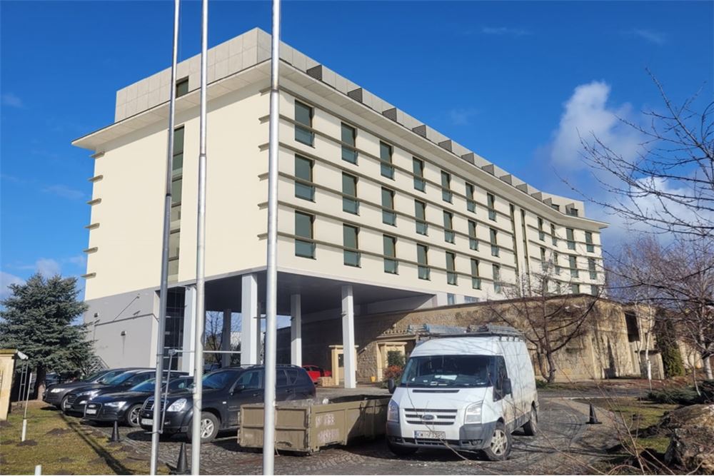 Residential Studio Krakow, Poland PL 80024100588 , RE/MAX