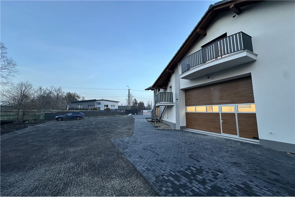 Lokal handlowy/usługowy - Wynajem - Jaworze, Polska - 59 - 800061103-144