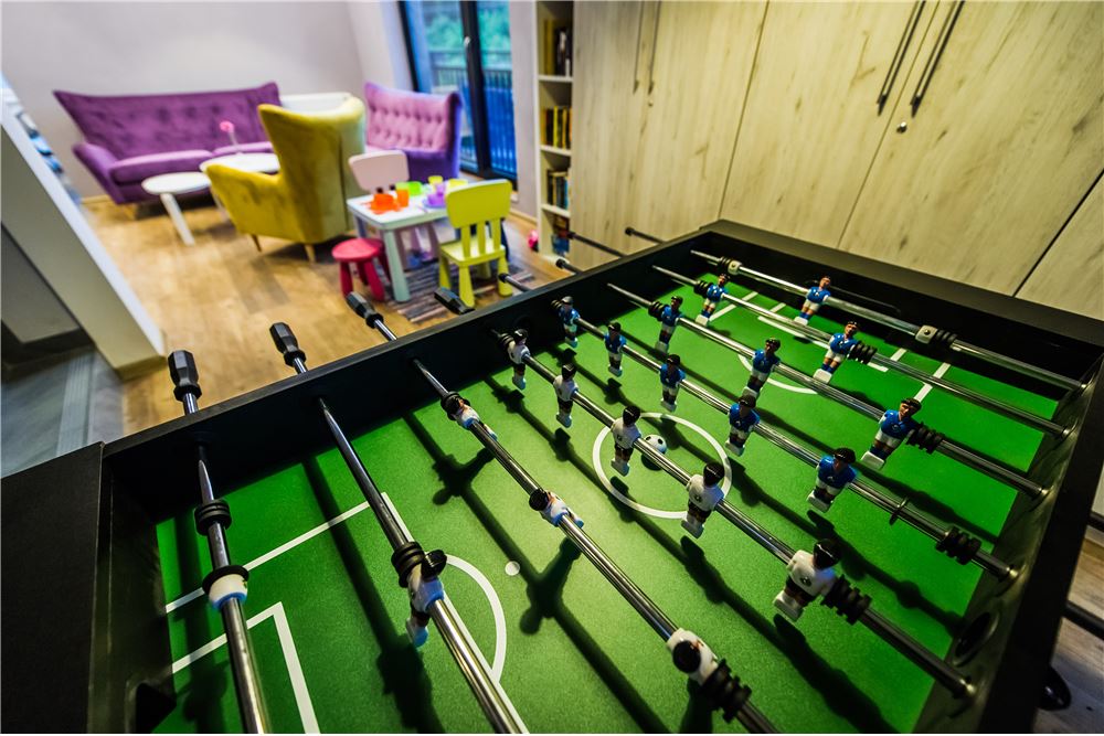 Nieruchomość inwestycyjna - Sprzedaż - Korbielów, Polska - 60 - 800061076-395