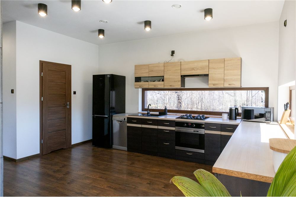 Dom wolnostojący - Sprzedaż - Radziechowy, Polska - 14 - 800061039-513