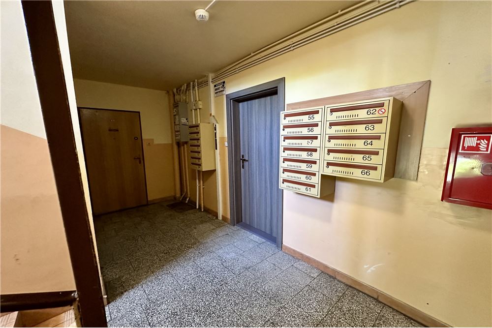 Mieszkanie - Sprzedaż - Bielsko-Biała, Polska - 18 - 800061098-159