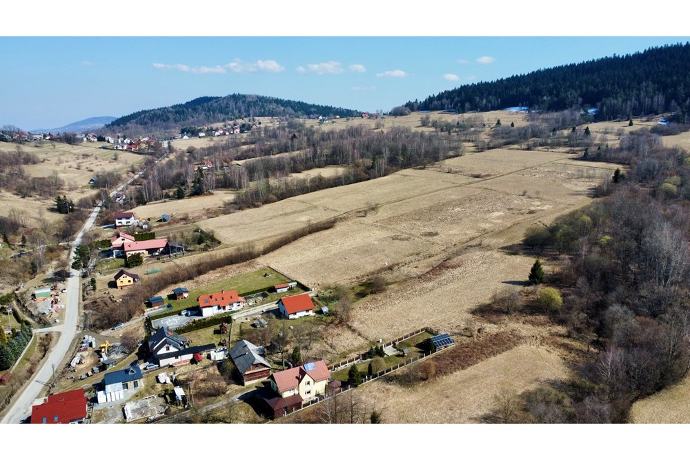 Działka budowlana - Sprzedaż - Kocoń, Polska - dji_fly_20250322_125238_468_1742814744517_photo_optimized.jpg - 800061130-9