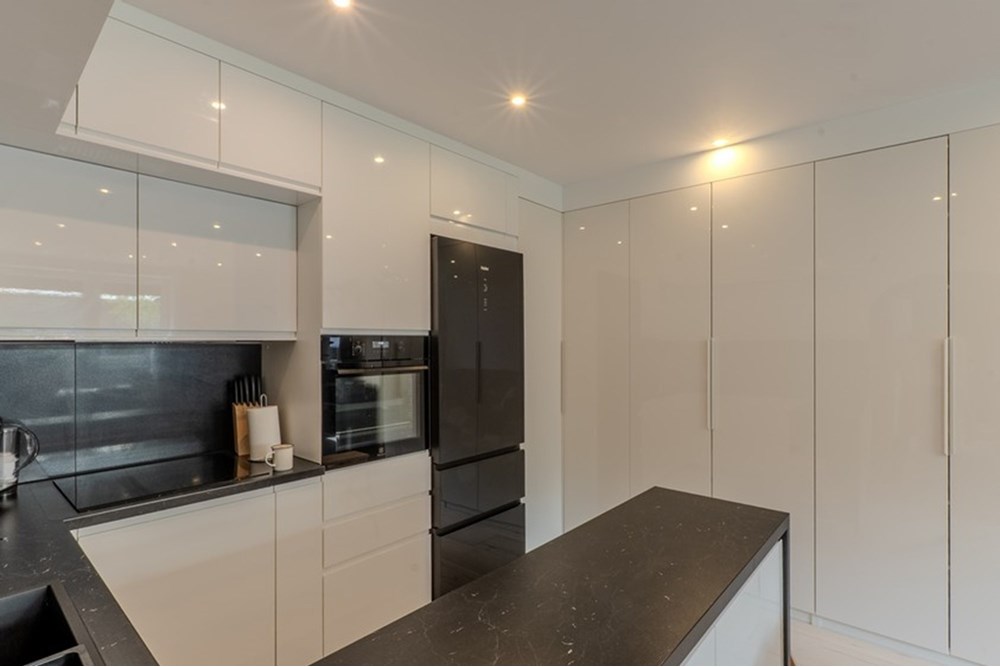 Mieszkanie na parterze - Sprzedaż - Bielsko-Biała, Polska - 6.JPG - 470131106-28