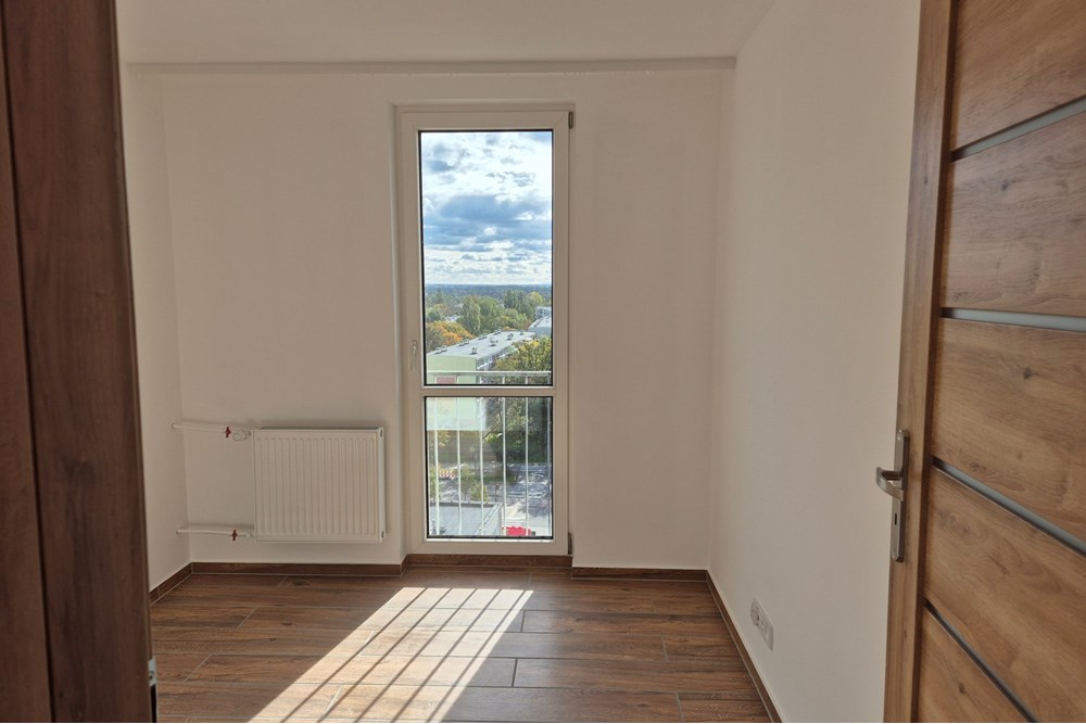 Mieszkanie - Wynajem - Łódź, Polska - sypialnia od Płd.jpg - Sypialnia - 470291004-261