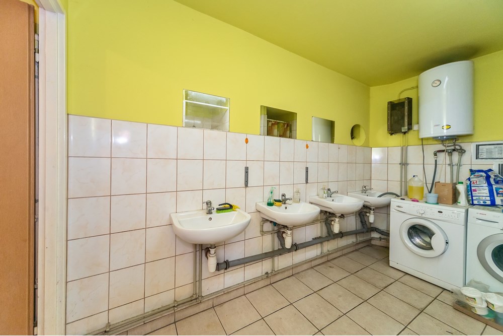 Nieruchomość przemysłowa - Sprzedaż - Bielsko-Biała, Polska - ZIBI_025D.jpg - 800061127-28