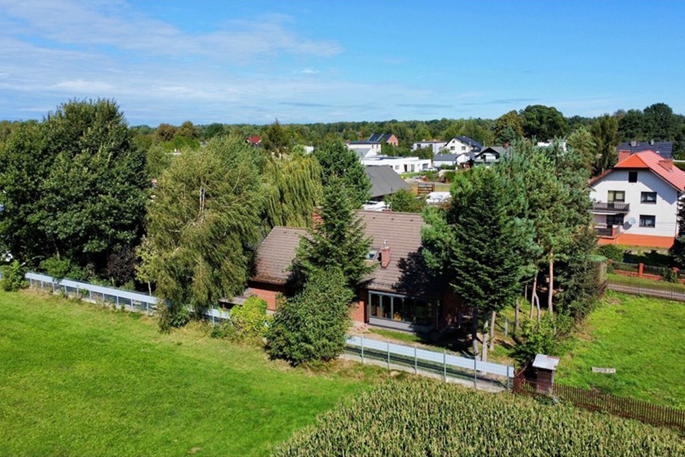 Dom jednorodzinny - Sprzedaż - Piasek, Polska - dji_fly_20250915_112134_107_1757928101220_photo_optimized.jpg - 800061028-545