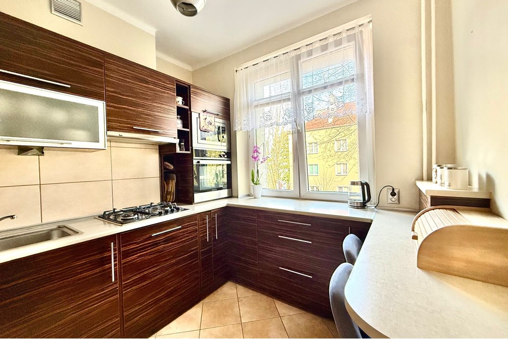 Mieszkanie - Sprzedaż - Bielsko-Biała, Polska - 8.jpeg - 470131040-440