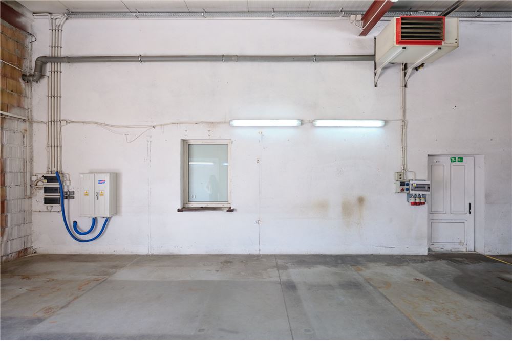 Nieruchomość przemysłowa - Sprzedaż - Bielsko-Biała, Polska - 60 - 800061016-1292