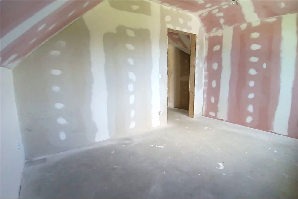 Dom wolnostojący - Sprzedaż - Poręba Wielka, Polska - 10 - 800241017-136