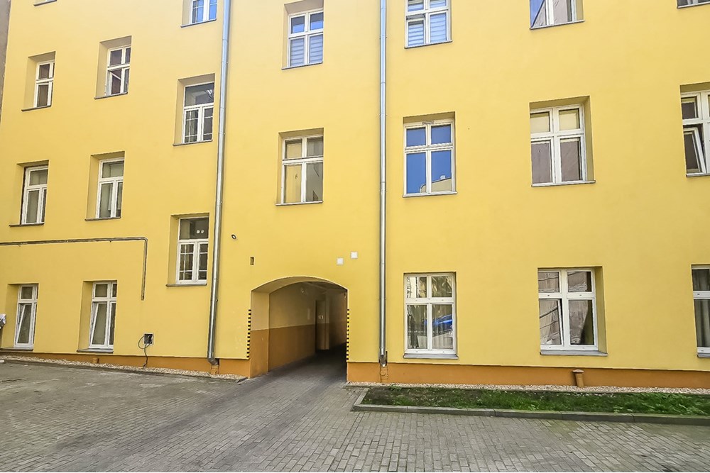 Mieszkanie - Sprzedaż - Łódź, Polska - Mieszkanie-na-sprzedaz-Lodz-Srodmiesice-2.jpg - 470191039-139