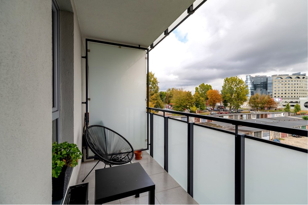 Mieszkanie - Wynajem - Warszawa, Polska - 24319663_raw.jpg - 810131039-188