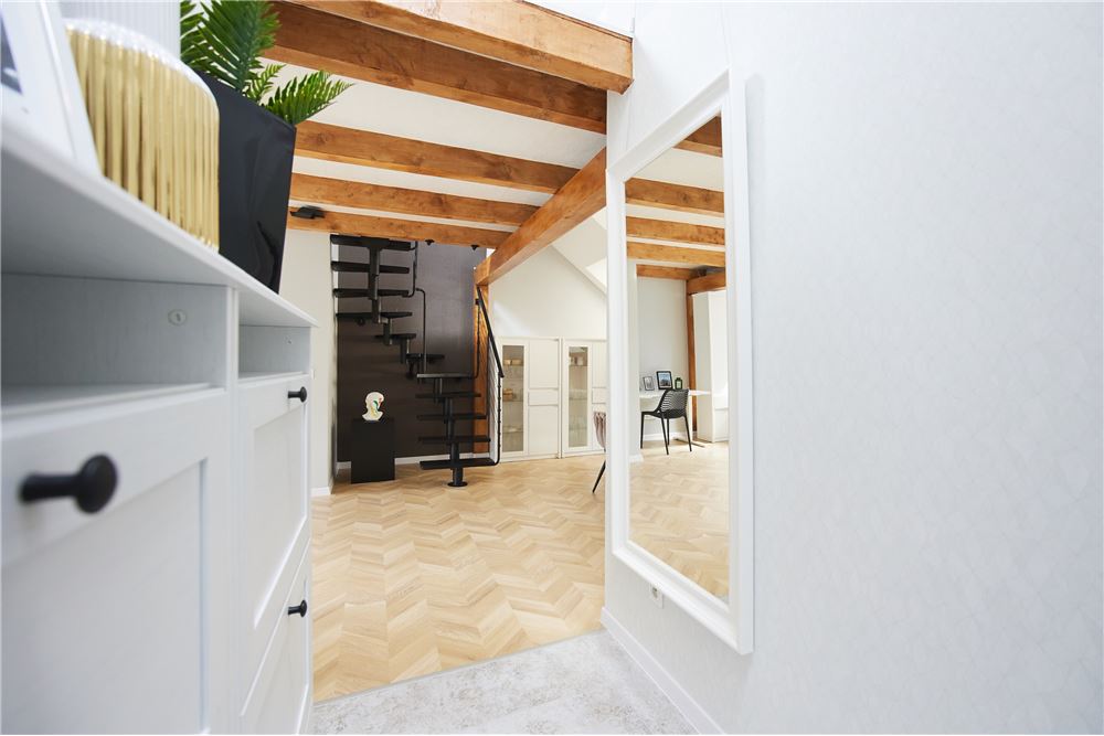 Mieszkanie - Sprzedaż - Bielsko-Biała, Polska - 3 - 800061076-418