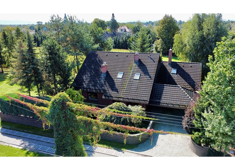 Dom jednorodzinny - Sprzedaż - Piasek, Polska - dji_fly_20250915_111504_82_1757927716952_photo_optimized.jpg - 800061028-545