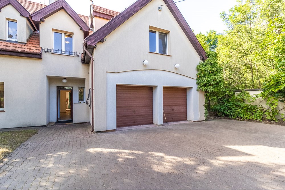 Dom jednorodzinny - Sprzedaż - Konstantynów Łódzki, Polska - Dom-na-sprzedaz-Konstantynow-Lodzki-40.jpg - 470191057-31