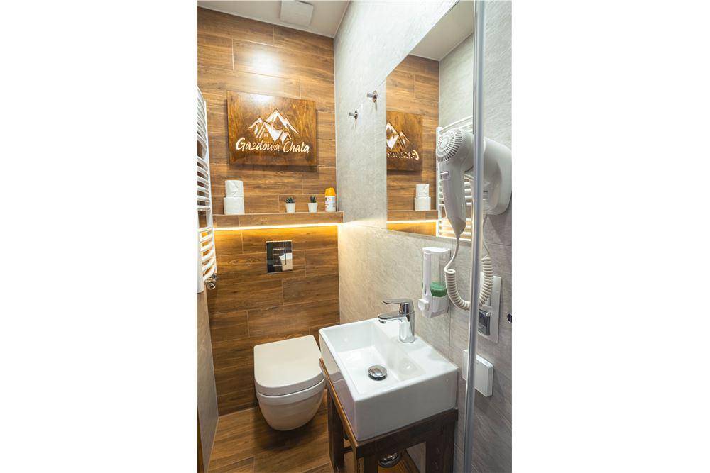 Dom wolnostojący - Sprzedaż - Poronin, Polska - 45 - 470151035-124