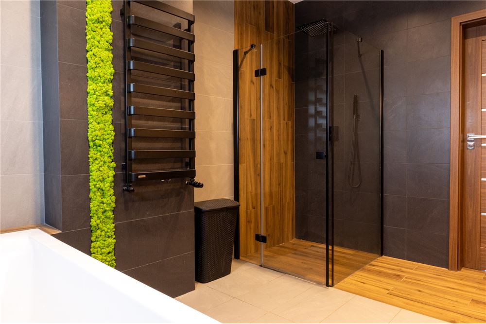 Dom wolnostojący - Sprzedaż - Radziechowy, Polska - 32 - 800061039-513