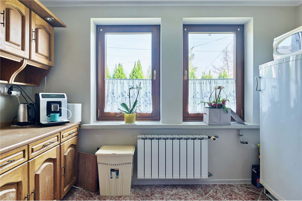 Dom wolnostojący - Sprzedaż - Bielsko-Biała, Polska - 23 - 800061016-1157