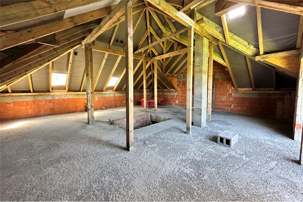 Dom wolnostojący - Sprzedaż - Kaniów, Polska - 27 - 800061016-1276